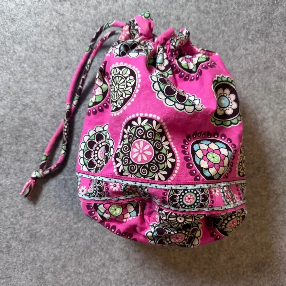 Vera Bradley Ditty Drawstring Bag Cupcakes Pink Wet Dry Laundry Travel Gym Pouch